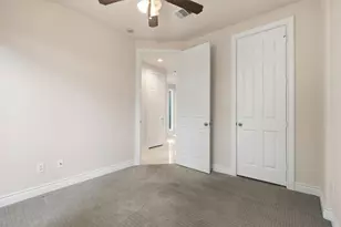 2513 Detering St, Houston, TX 77007 - Photo 9