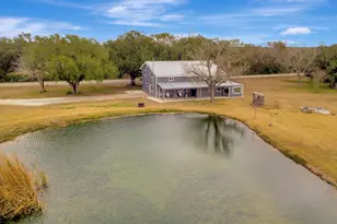 1710 Co Rd 399, Louise, TX 77455 - Photo 7