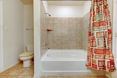 9707 Vanessa Glen Court, Houston, TX 77044 - Photo 17