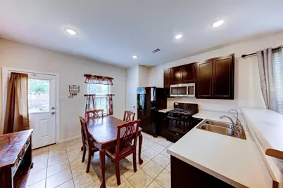 9707 Vanessa Glen Court, Houston, TX 77044 - Photo 7