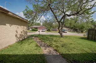 4843 Beechaven St St, Houston, TX 77053 - Photo 7