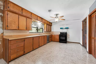 709 Queens Road, Pasadena, TX 77502 - Photo 11