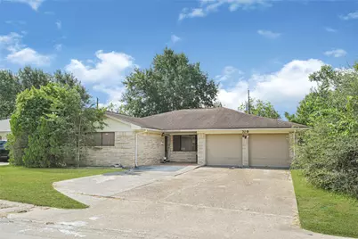709 Queens Road, Pasadena, TX 77502 - Photo 1