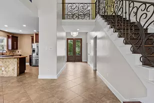201 Lago Vista St, Kemah, TX 77565 - Photo 3