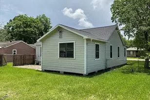 2302 Oaklawn Dr, La Marque, TX 77568 - Photo 11