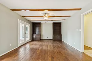 249 Hickory Dr, Huntsville, TX 77320 - Photo 7