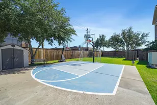 5947 Turtle Beach Ln, Houston, TX 77036 - Photo 25