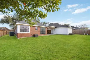 1818 Wynforest Dr, Deer Park, TX 77536 - Photo 37