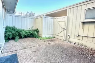 6332 Chevy Chase Dr, Houston, TX 77057 - Photo 19