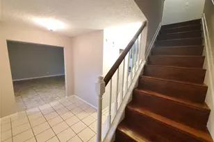 3323 Green Fields Dr, Sugar Land, TX 77479 - Photo 9
