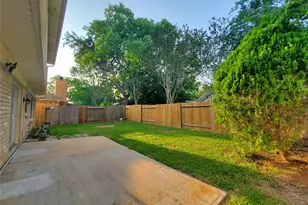 3323 Green Fields Dr, Sugar Land, TX 77479 - Photo 19