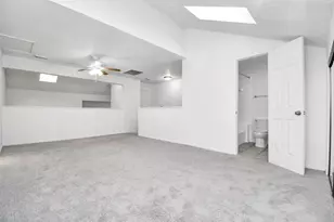 16800 Sugar Pine Dr, Houston, TX 77090 - Photo 7