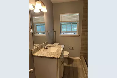 5702 Westover Street, Houston, TX 77033 - Photo 9