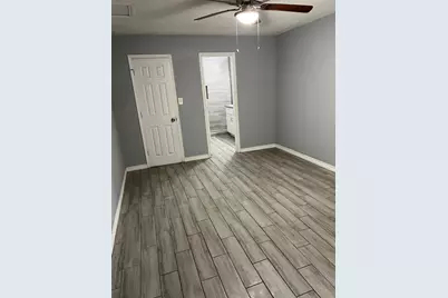 5702 Westover Street, Houston, TX 77033 - Photo 7