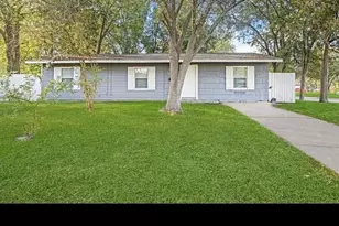 5702 Westover St, Houston, TX 77033 - Photo 1