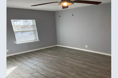 5702 Westover Street, Houston, TX 77033 - Photo 5