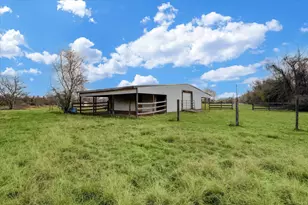 5806 S Hwy 35, Alvin, TX 77511 - Photo 31