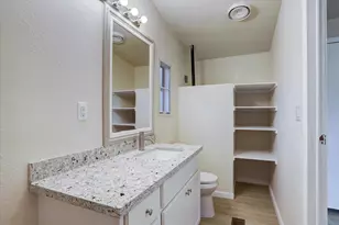 5806 S Hwy 35, Alvin, TX 77511 - Photo 15