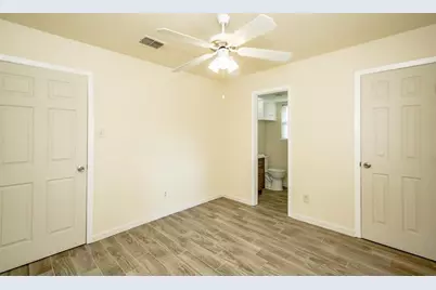 12106 Pompton Drive, Houston, TX 77089 - Photo 7