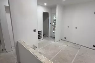 3300 Yorktown St, Houston, TX 77056 - Photo 1