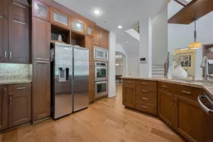7 Peaceful Canyon Ct, The Woodlands, TX 77381 - Photo 17
