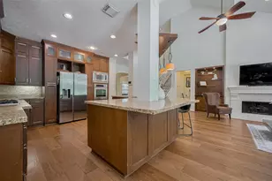 7 Peaceful Canyon Ct, The Woodlands, TX 77381 - Photo 15