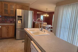 14 Walnut Bend, Huntsville, TX 77320 - Photo 5