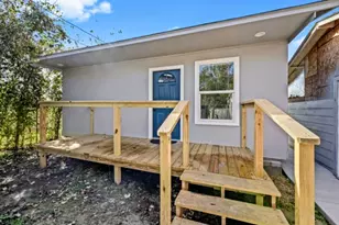 12918 Peggys Ln, Houston, TX 77015 - Photo 11
