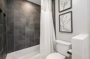 2554 Kevin Ln, Houston, TX 77043 - Photo 15
