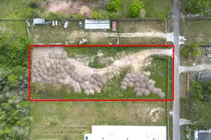 772 Davidson St, Houston, TX 77091 - Photo 1