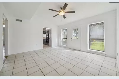 2223 Par Lane, Richmond, TX 77469 - Photo 9