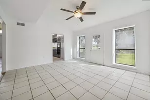 2223 Par Ln, Richmond, TX 77469 - Photo 9