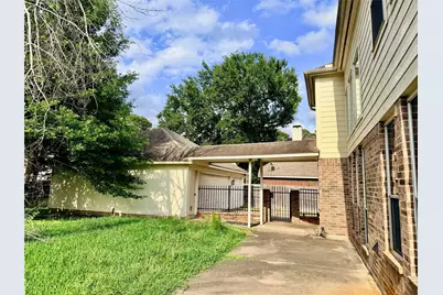 11406 Lakewood Cove, Houston, TX 77070 - Photo 5