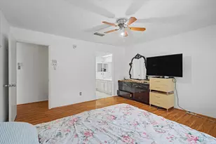 13090 Clarewood Dr, Houston, TX 77072 - Photo 19