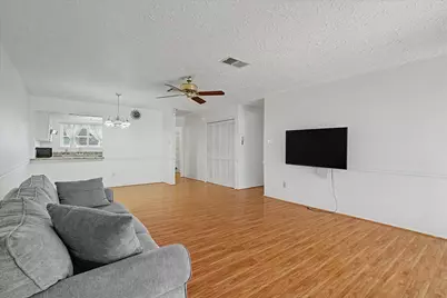13090 Clarewood Drive, Houston, TX 77072 - Photo 5