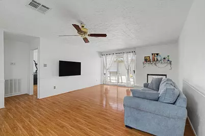 13090 Clarewood Drive, Houston, TX 77072 - Photo 7