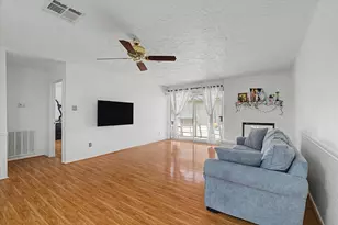 13090 Clarewood Dr, Houston, TX 77072 - Photo 7