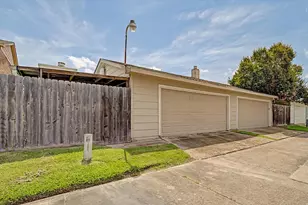 13090 Clarewood Dr, Houston, TX 77072 - Photo 29