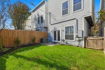 1834 Woodvine Drive, Houston, TX 77055 - Photo 15