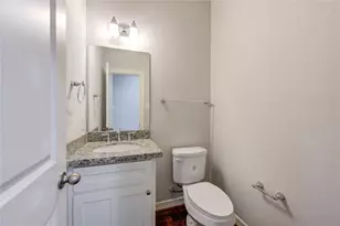 1713 Reverse St, Houston, TX 77055 - Photo 9