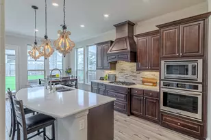 10923 Sunnydale Rdg Ln, Cypress, TX 77433 - Photo 11