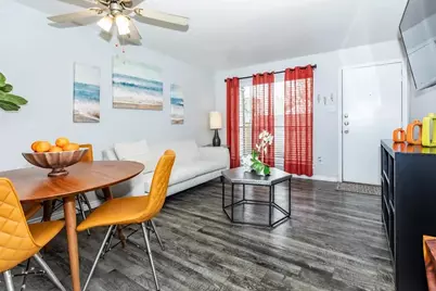 4400 Memorial Drive #7-3049, Houston, TX 77007 - Photo 3