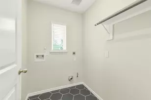 229 Trapper Creek Dr, Conroe, TX 77304 - Photo 21