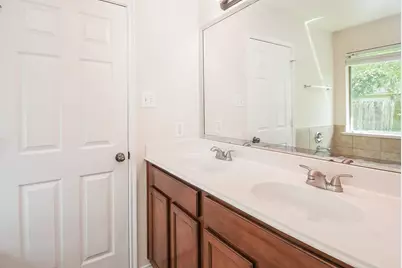 13014 Southern Creek Drive, Pearland, TX 77584 - Photo 25