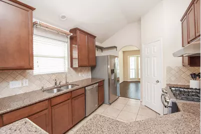 13014 Southern Creek Drive, Pearland, TX 77584 - Photo 11