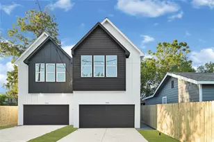 9316 Waller St, Houston, TX 77012 - Photo 1