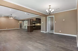 603 Rustic Ln, Friendswood, TX 77546 - Photo 11