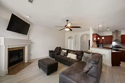 4838 Aspen Drive, Pasadena, TX 77505 - Photo 5