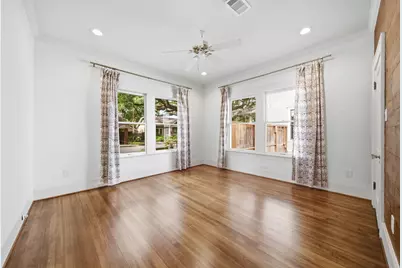 730 Bayland Avenue, Houston, TX 77009 - Photo 9