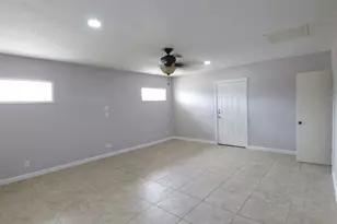 7941 Longridge Dr, Houston, TX 77055 - Photo 15